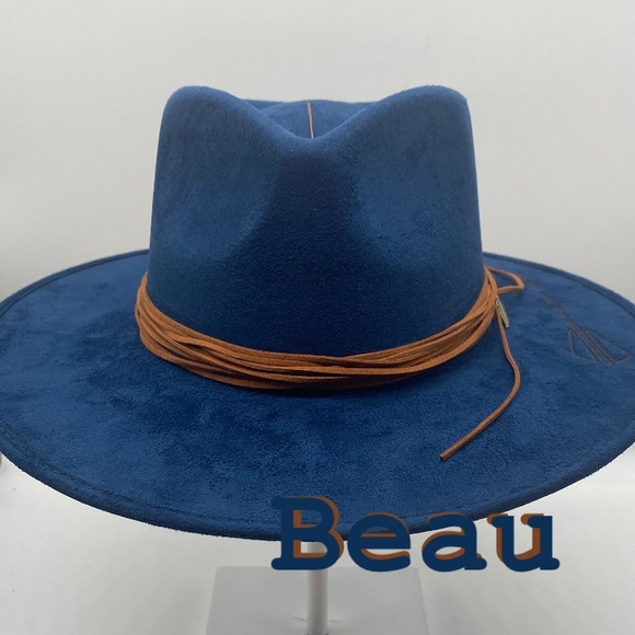 Beau - Picture 1 of 7